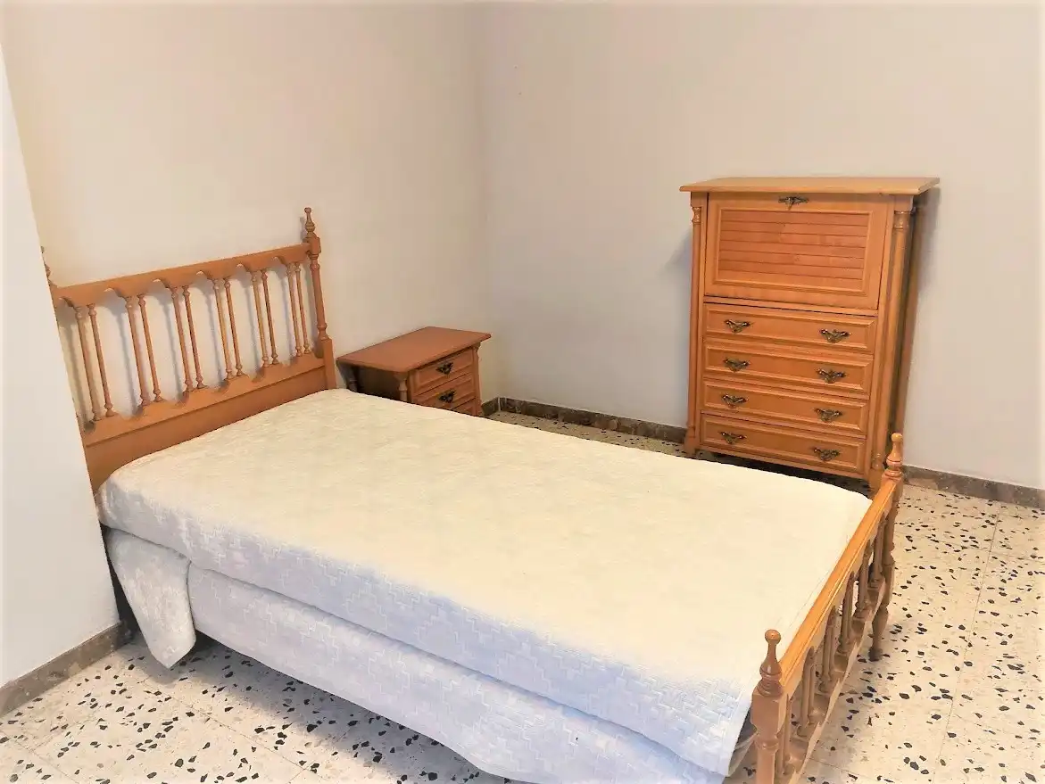 Flat for sale in Instituts - Universitat
