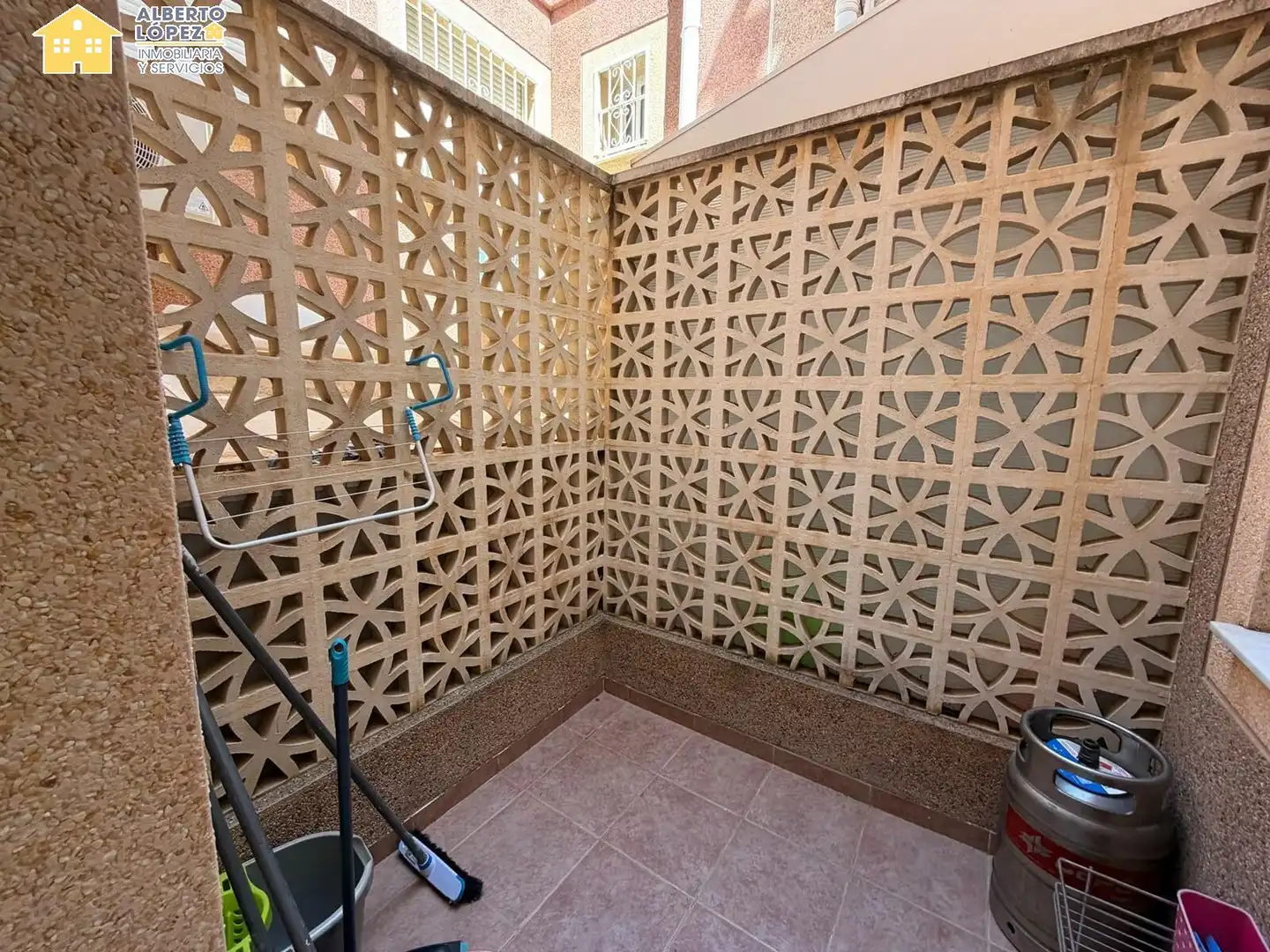 Terraza de Casa o chalet de alquiler en Santa Pola con Terraza, Amueblado y Alarma
