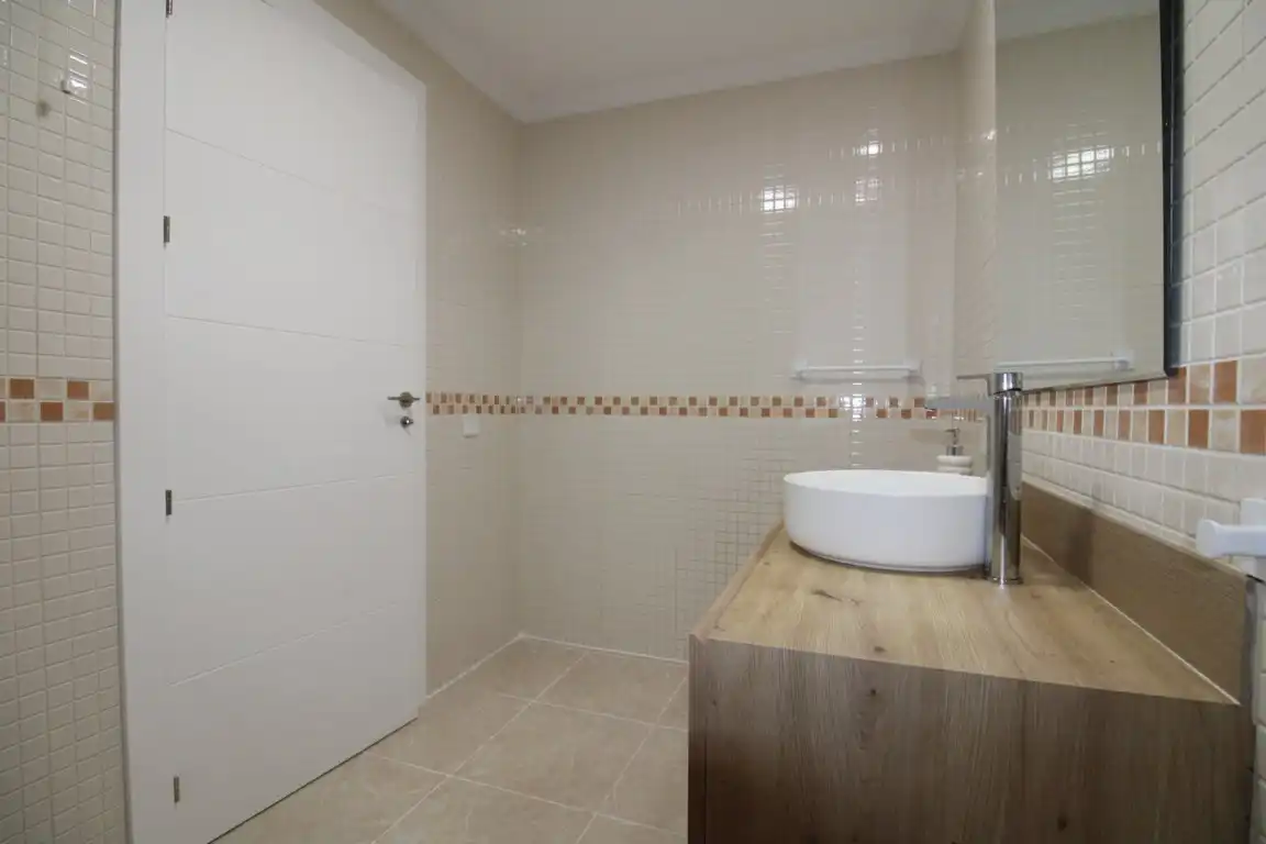 Badezimmer von Wohnung zum Verkauf in Villajoyosa / La Vila Joiosa mit Klimaanlage, Terrasse und Abstellraum