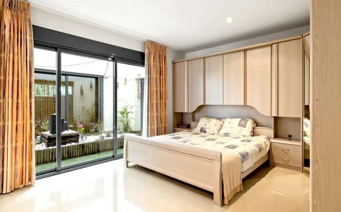 Detached house with pool for sale in Calle Valencia, imagen 28