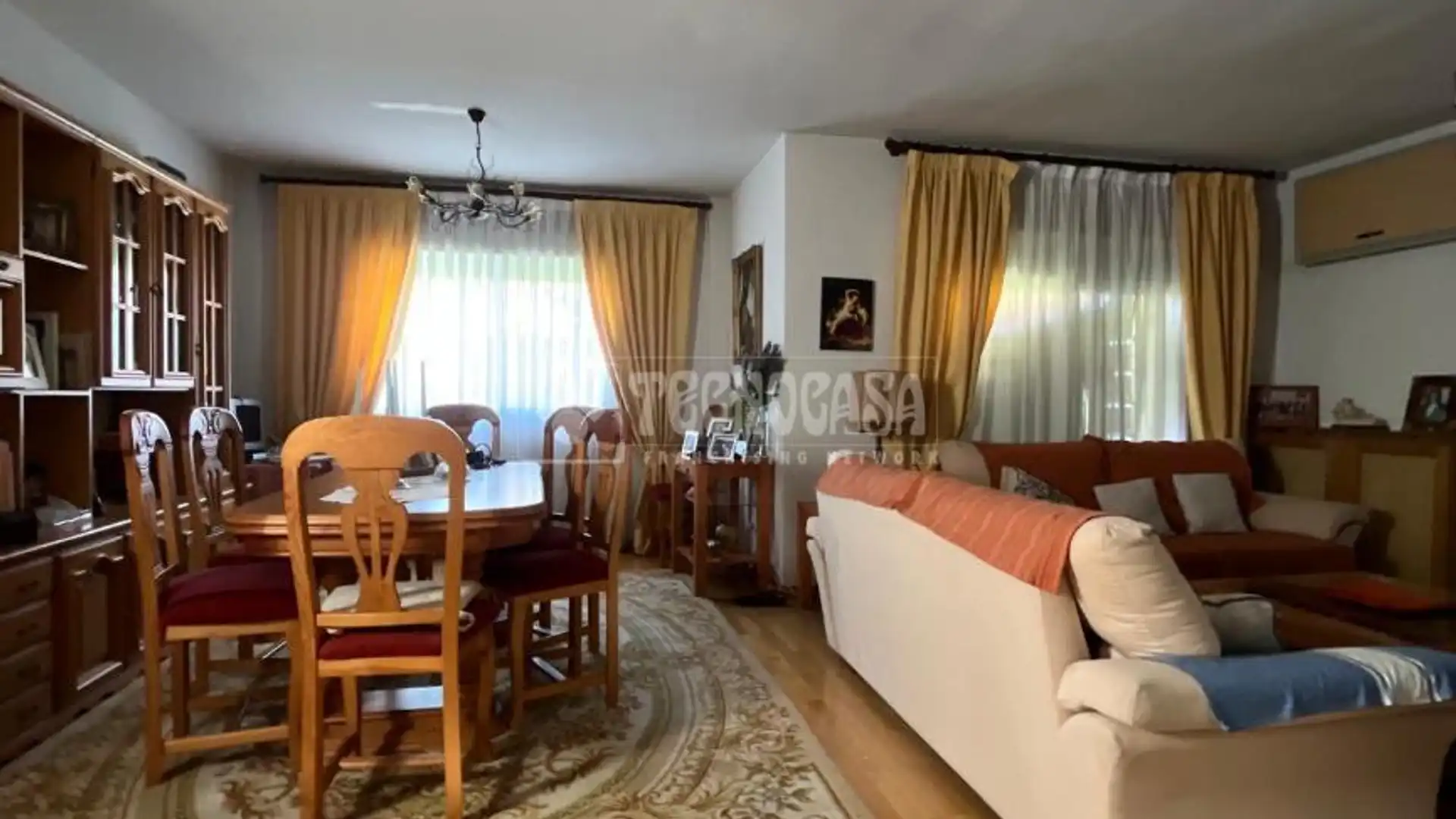 Sala d'estar de Casa adosada en venda en Rivas-Vaciamadrid amb Aire condicionat i Terrassa