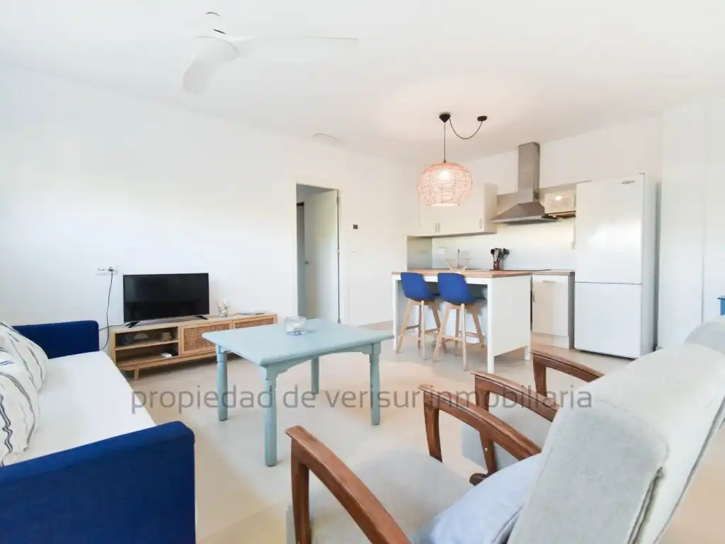 Sala d'estar de Apartament de lloguer en Águilas amb Aire condicionat
