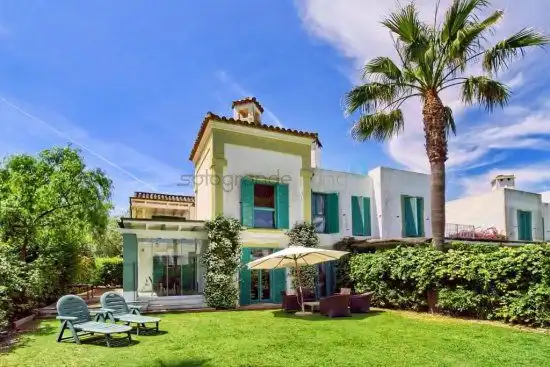 Detached homes for rent in Puerto de Sotogrande - La Marina