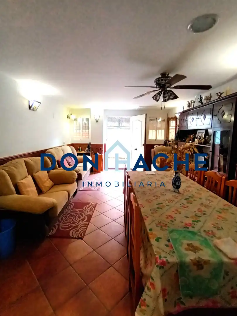 Local commercial à vendre à Paseo de las Artes y de los Oficios 8, imagen 2