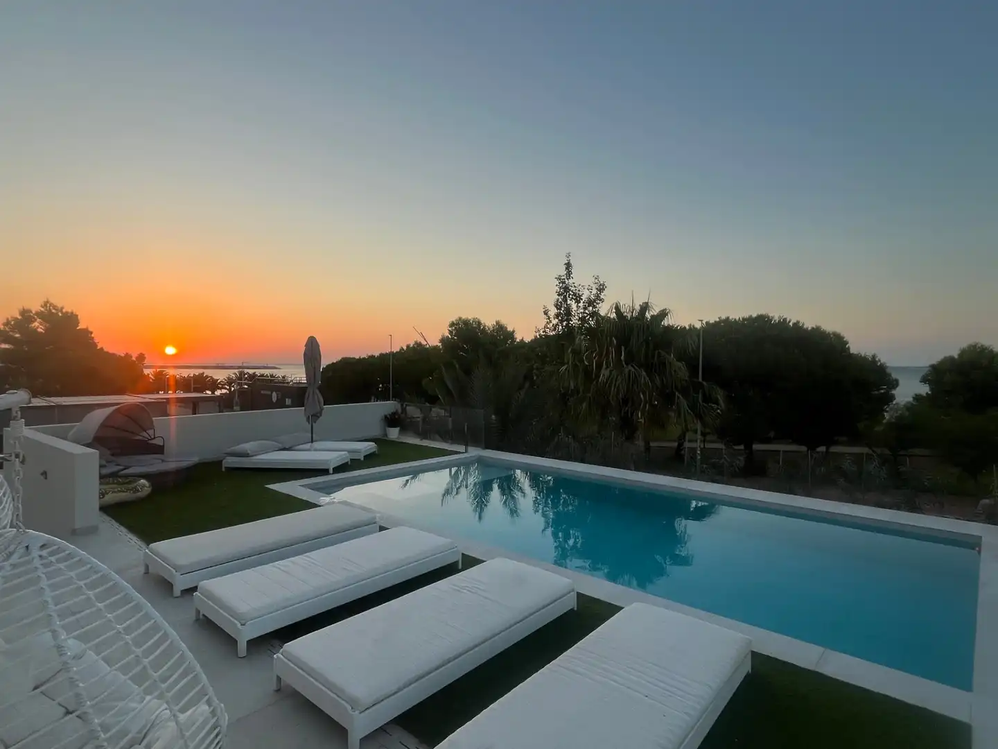 Piscina de Casa o xalet en venda en L'Ampolla amb Aire condicionat, Calefacció i Jardí privat