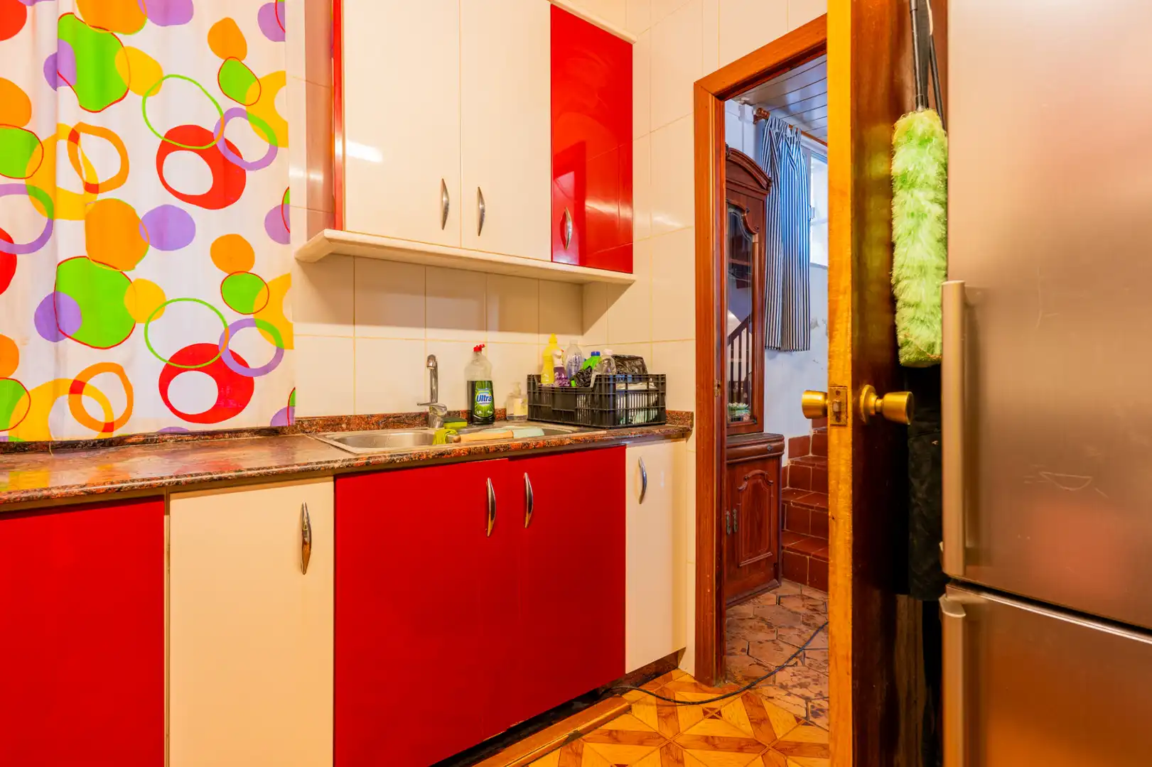 Cuina de Casa o xalet en venda en Segorbe amb Jardí privat, Terrassa i Piscina