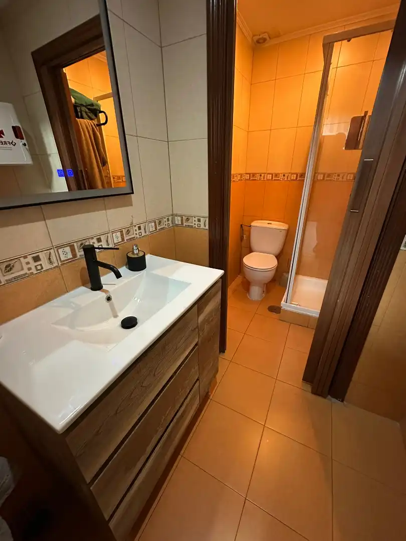 Bathroom of Commercial properties for sale in Parla  with Air Conditioner and Heating