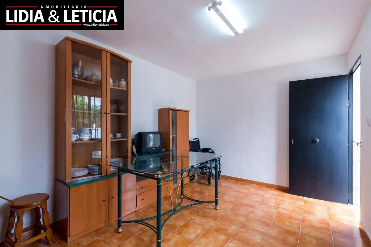 Cocina de Casa o chalet en venta en Alcalá de Guadaira con Aire acondicionado, Calefacción y Jardín privado