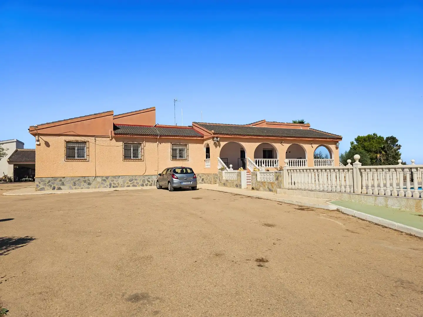 Vista exterior de Finca rústica en venta en Algorfa con Aire acondicionado, Calefacción y Terraza