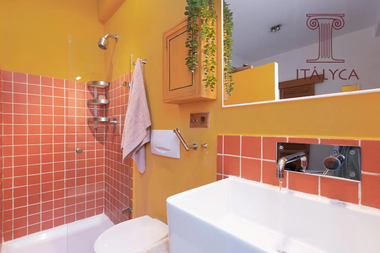 Badezimmer von Dachboden zum Verkauf in Sevilla mit Klimaanlage, Terrasse und Abstellraum