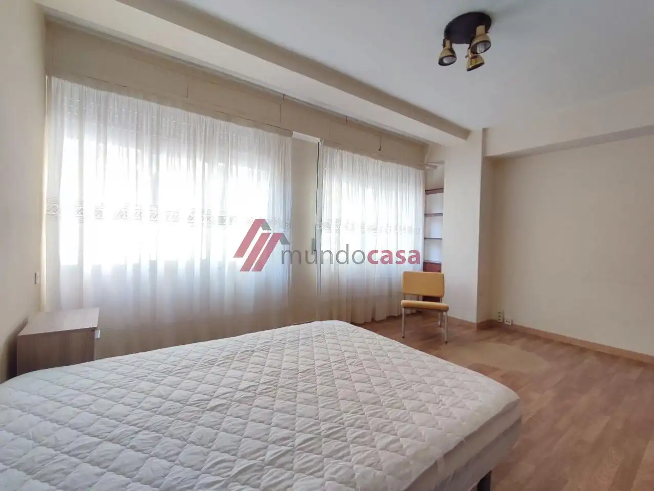 Habitación de Piso de alquiler en Ferrol con Calefacción, Parquet y Terraza