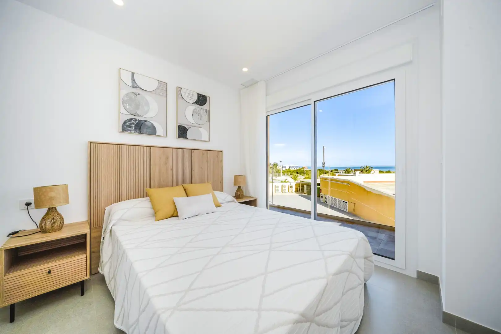 Dormitori de Apartament en venda en La Manga del Mar Menor amb Aire condicionat, Terrassa i Piscina