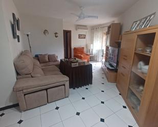 Living room of Flat for sale in  Sevilla Capital  with Air Conditioner, Heating and Terrace