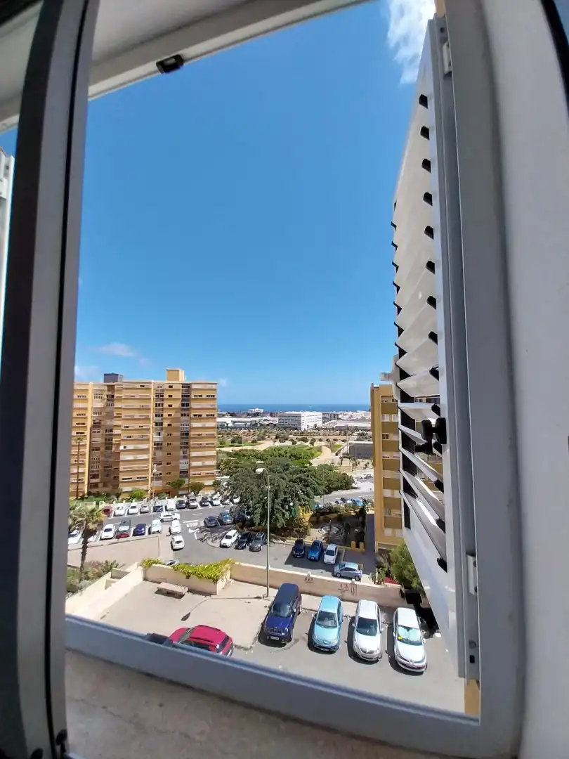 Exterior view of Flat for share in Las Palmas de Gran Canaria  with Furnished, Oven and Washing machine