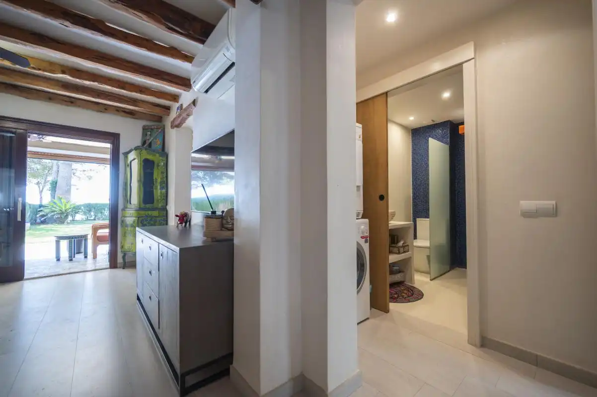 Ground floor for sale in Santa Eulària des Riu  with Air Conditioner, Heating and Private garden