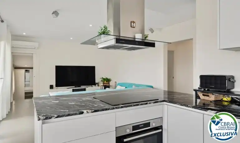 Cocina de Casa o chalet en venta en Roses con Aire acondicionado, Calefacción y Piscina