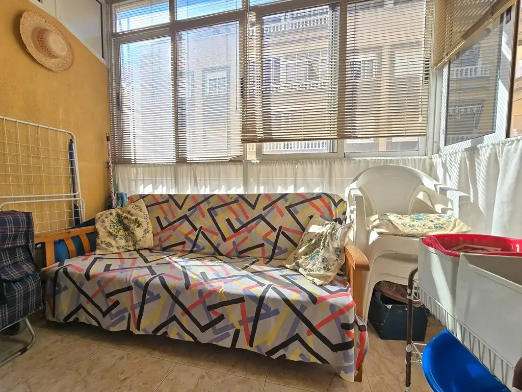 Living room of Flat for sale in Torrevieja  with Furnished
