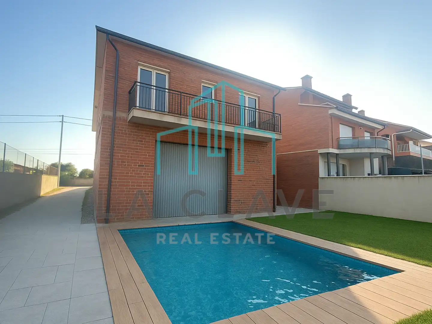 House with terrace for sale in Carrer del Priorat, imagen 12