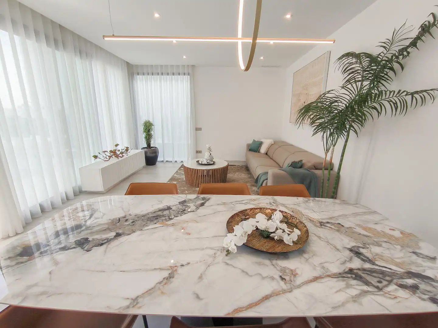 Chalet con piscina en venta en Golf Bahía, imagen 11