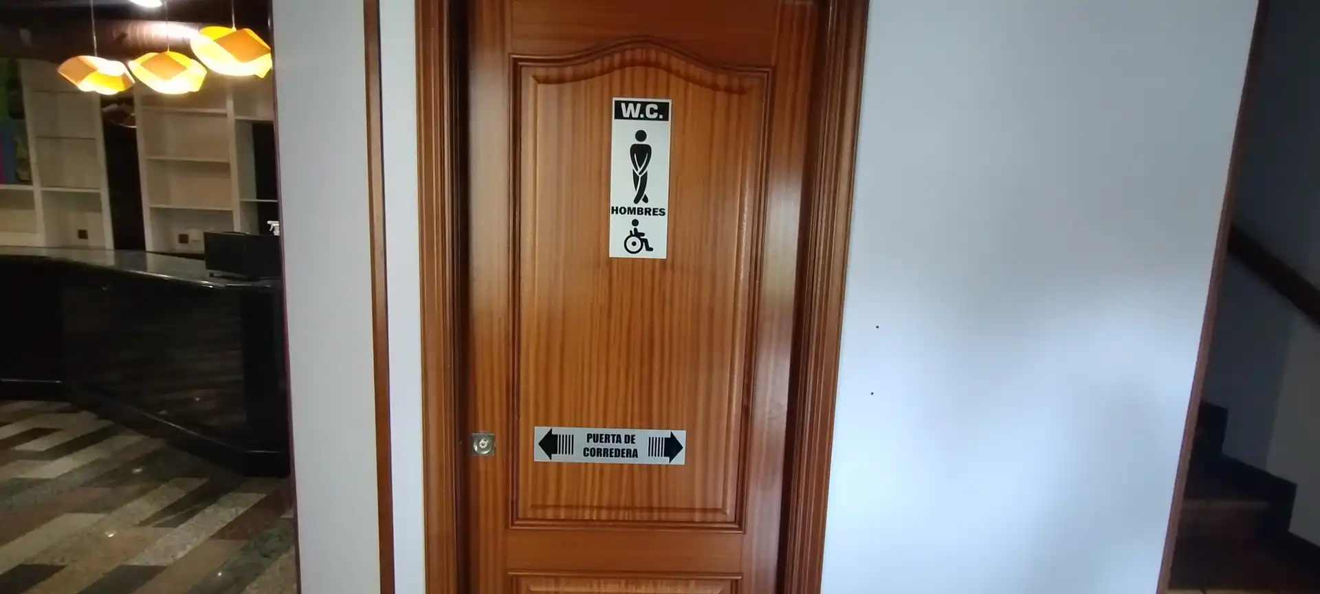 Local en venta en Narón con Parquet, Amueblado y Internet