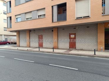 Local comercial en venta en Lardero