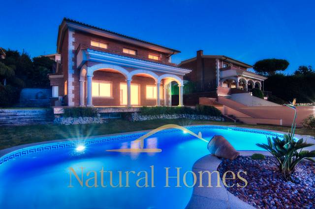 Casa-chalet en Venta en Les Bilbenyes