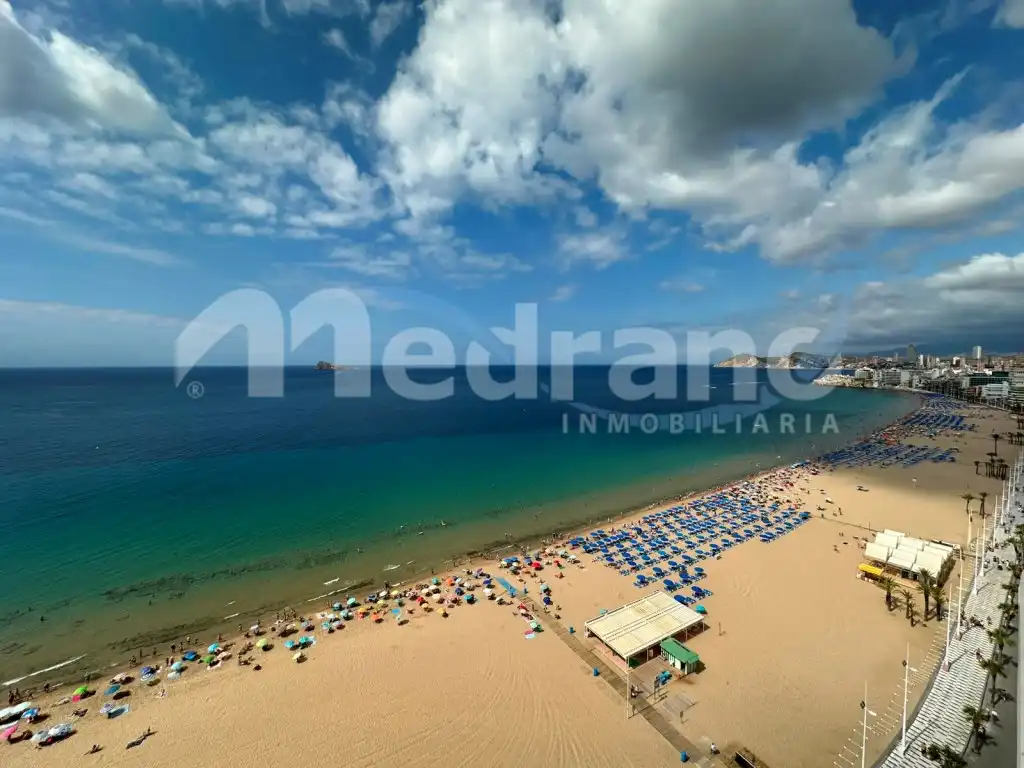 Exterior view of Flat for sale in Benidorm  with Air Conditioner, Private garden and Swimming Pool
