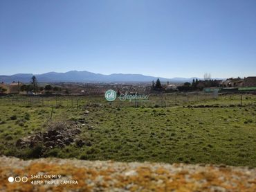 Wohnbaugrundstück zum Verkauf in La Lastrilla