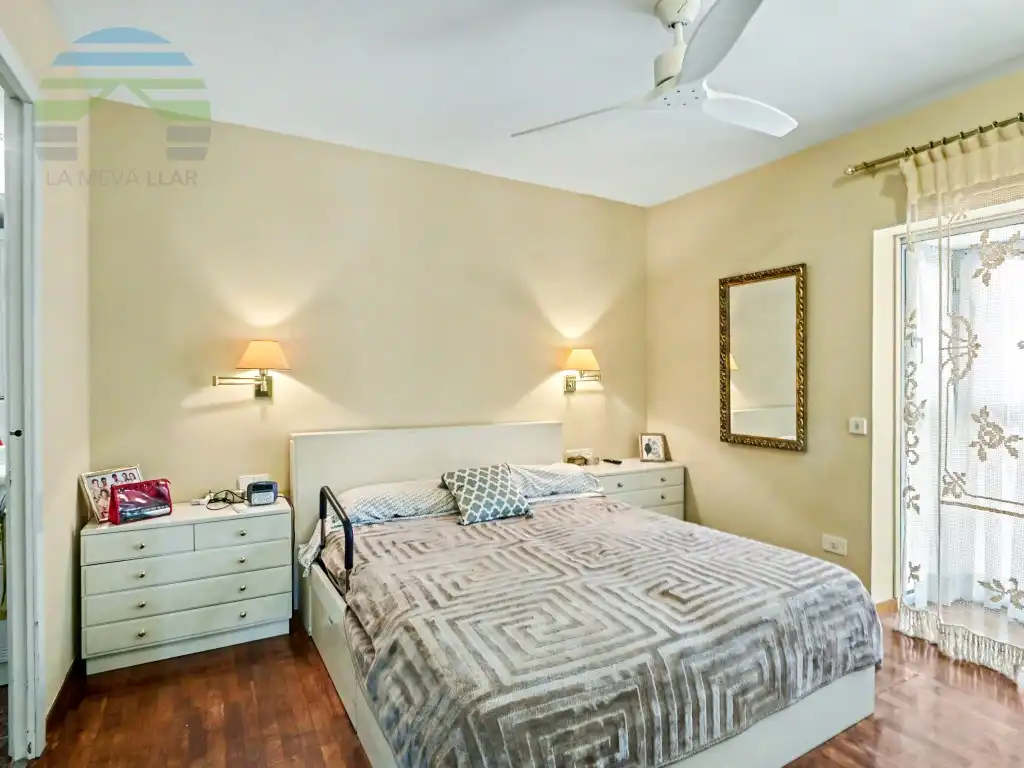 Bedroom of Flat for sale in Barcelona  with Balcony
