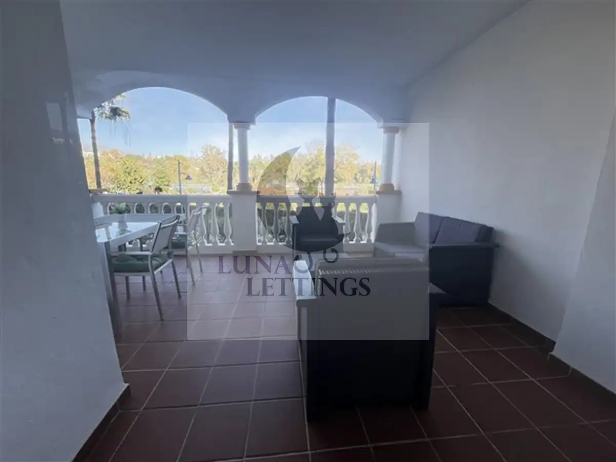 Appartement compact avec piscine à louer à Avenida Príncipe Salman e1, imagen 16