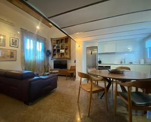 Living room of Study to rent in  Barcelona Capital  with Air Conditioner and Heating