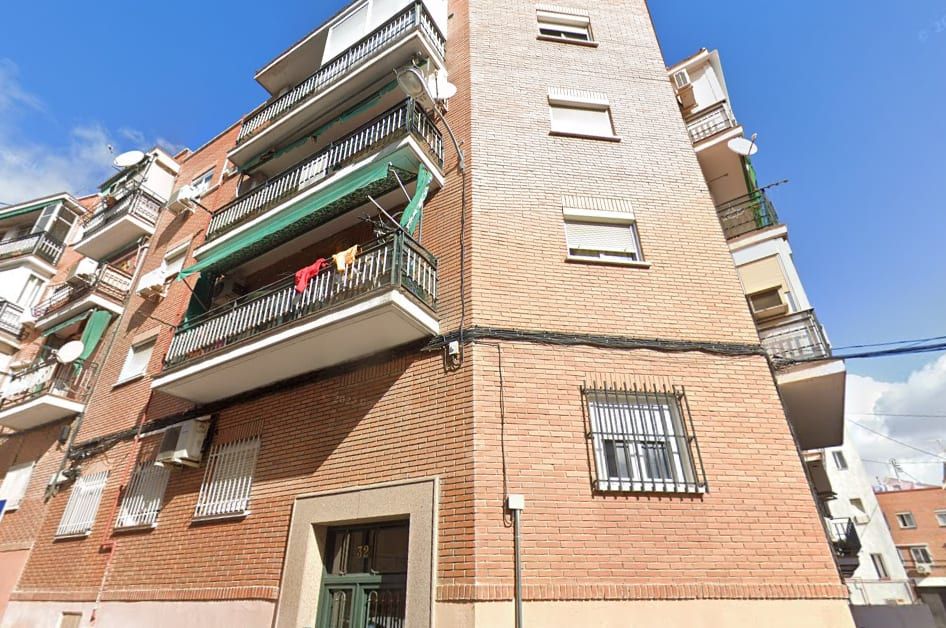 Flat for sale in C/ Fermín Donaire, Zofio