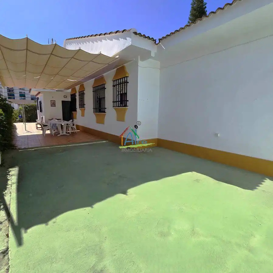 Casa o chalet en venta en Almonte con Calefacción, Terraza y Trastero