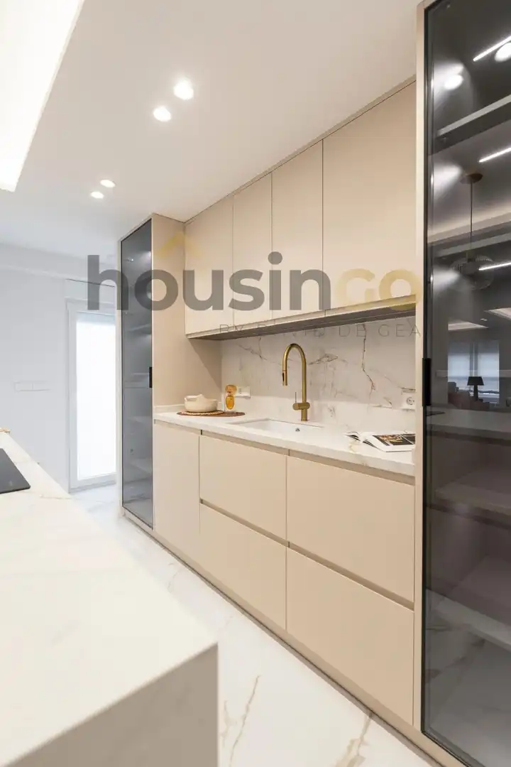 Cocina de Piso en venta en Madrid con Aire acondicionado, Calefacción y Trastero