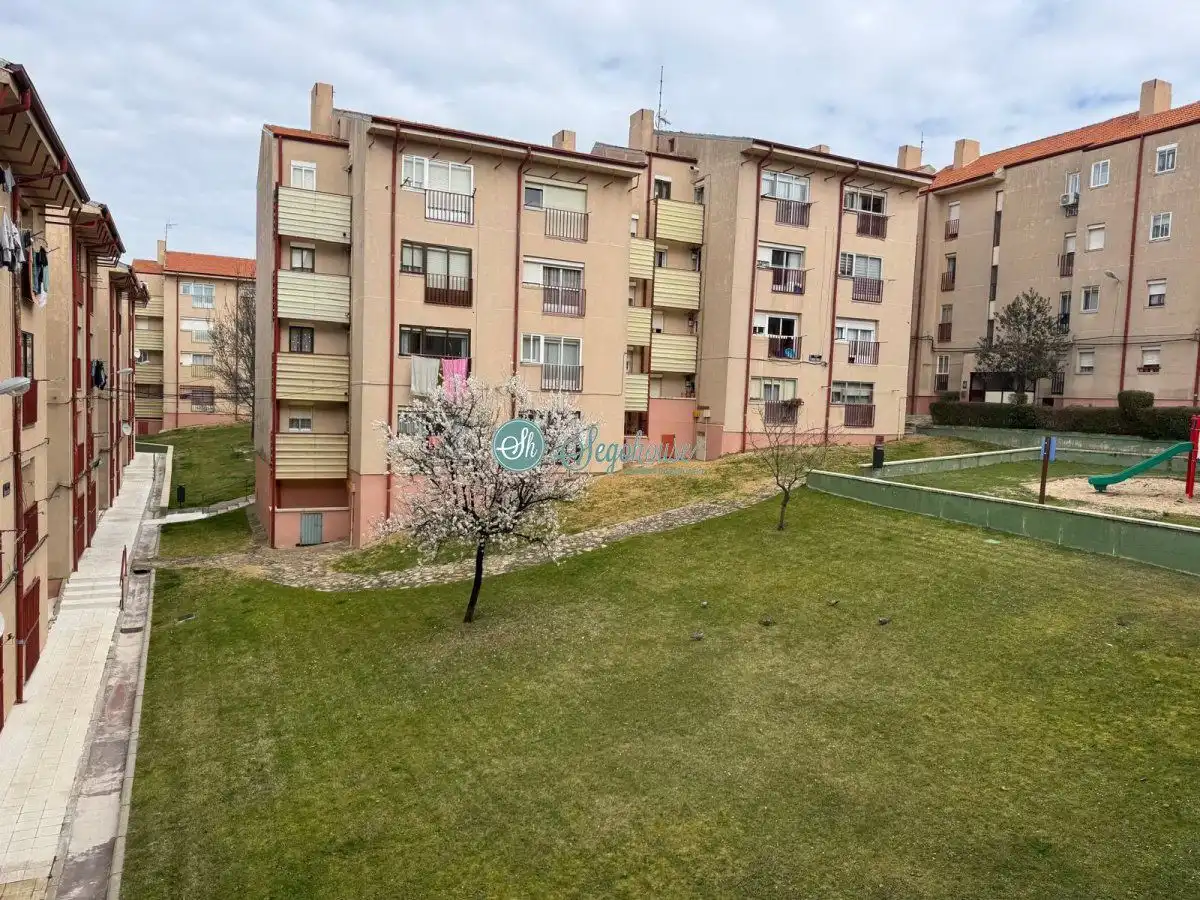 Exterior view of Flat for sale in Segovia  with Heating, Storage room and Balcony