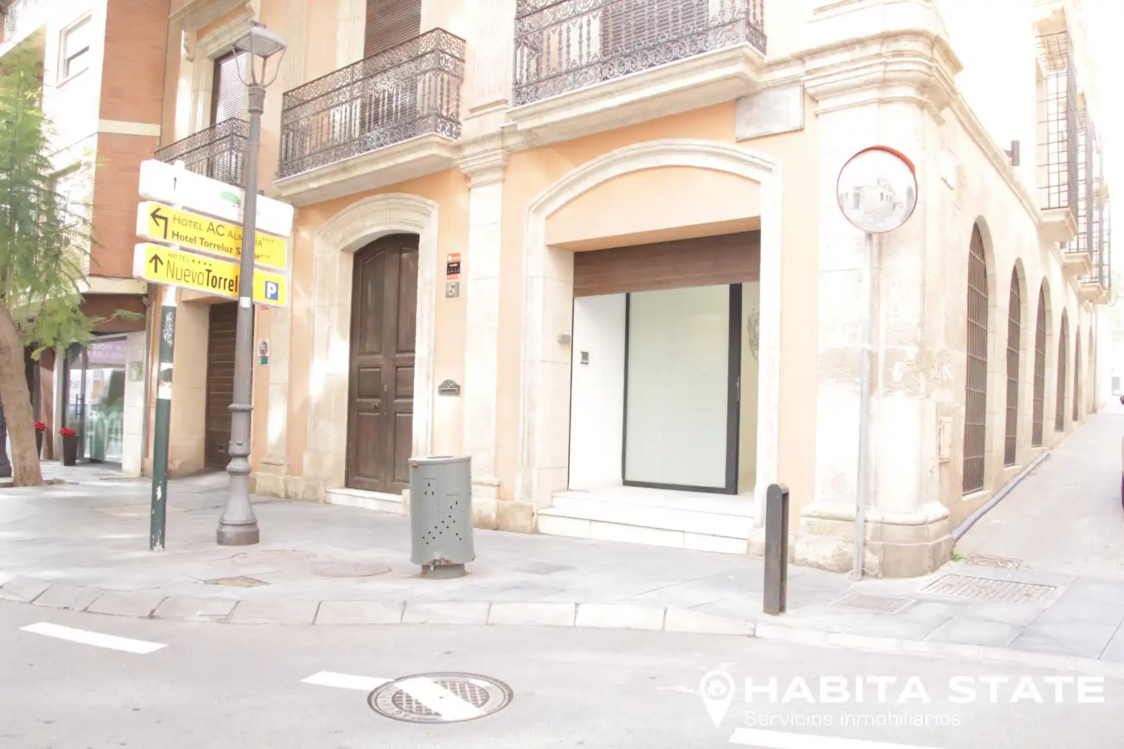 Local de lloguer a Plaza del Monte, 5, Centro