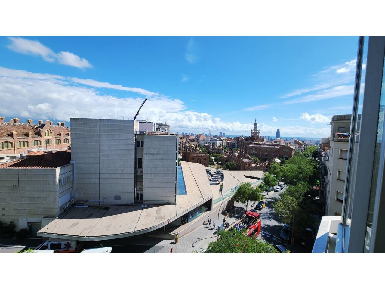 Exterior view of Flat for sale in  Barcelona Capital  with Heating, Parquet flooring and Terrace