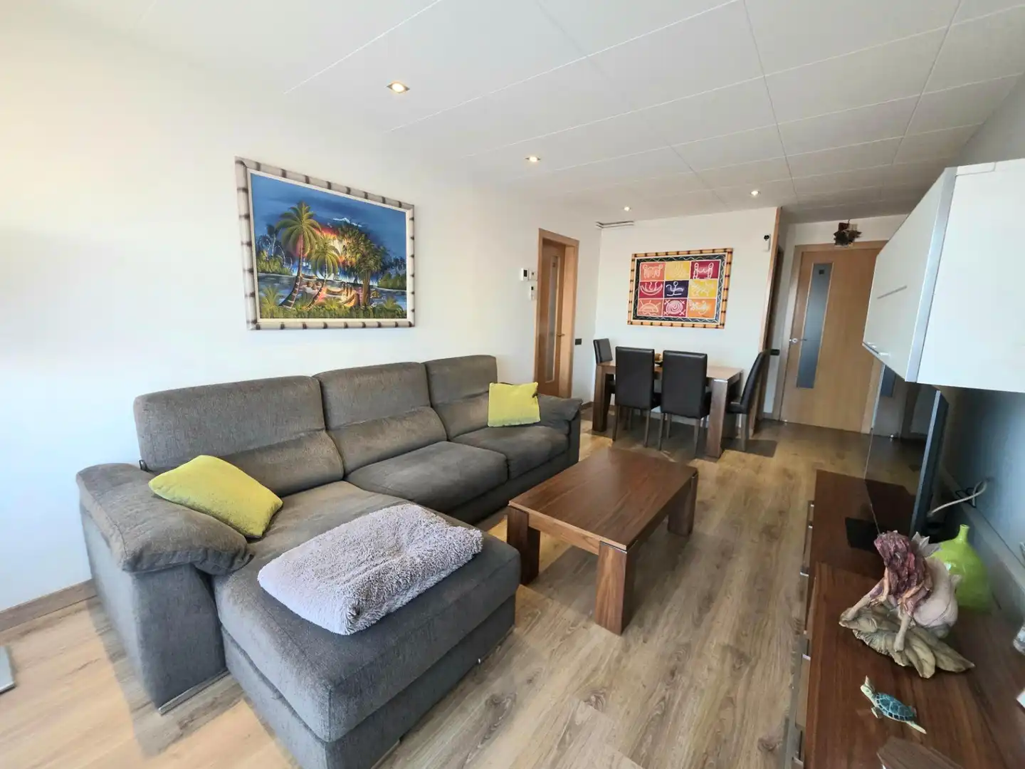 Living room of Flat for sale in Sabadell  with Air Conditioner, Heating and Parquet flooring