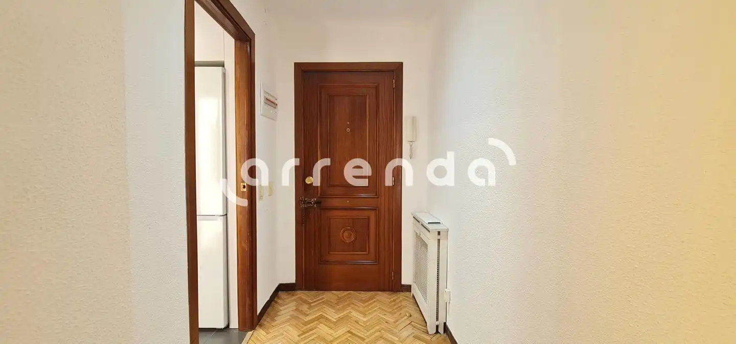 Piso de alquiler en Del Amor De Dios, Cortes - Huertas