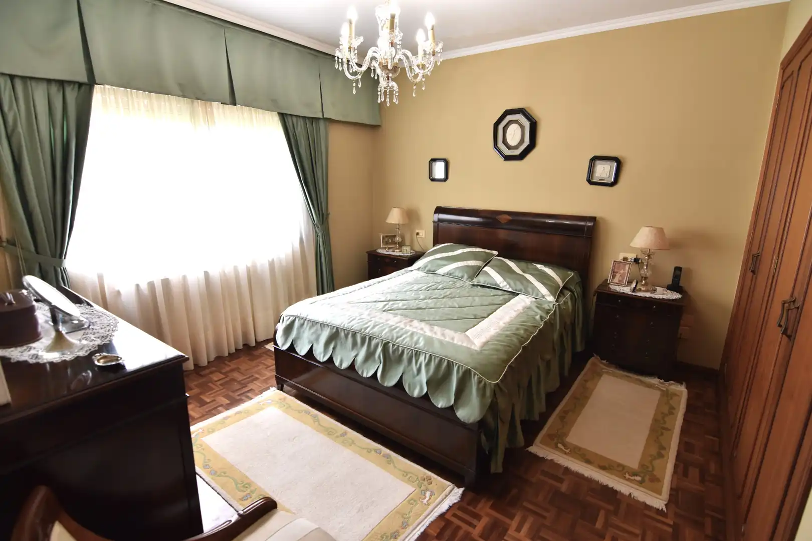 Habitación de Casa o chalet en venta en Oleiros con Calefacción, Jardín privado y Parquet