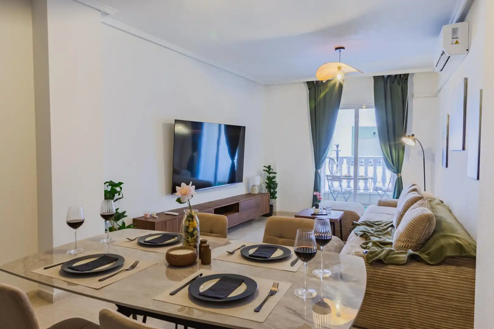 Apartment with terrace for sale in Calle C. Almudena 60, imagen 5