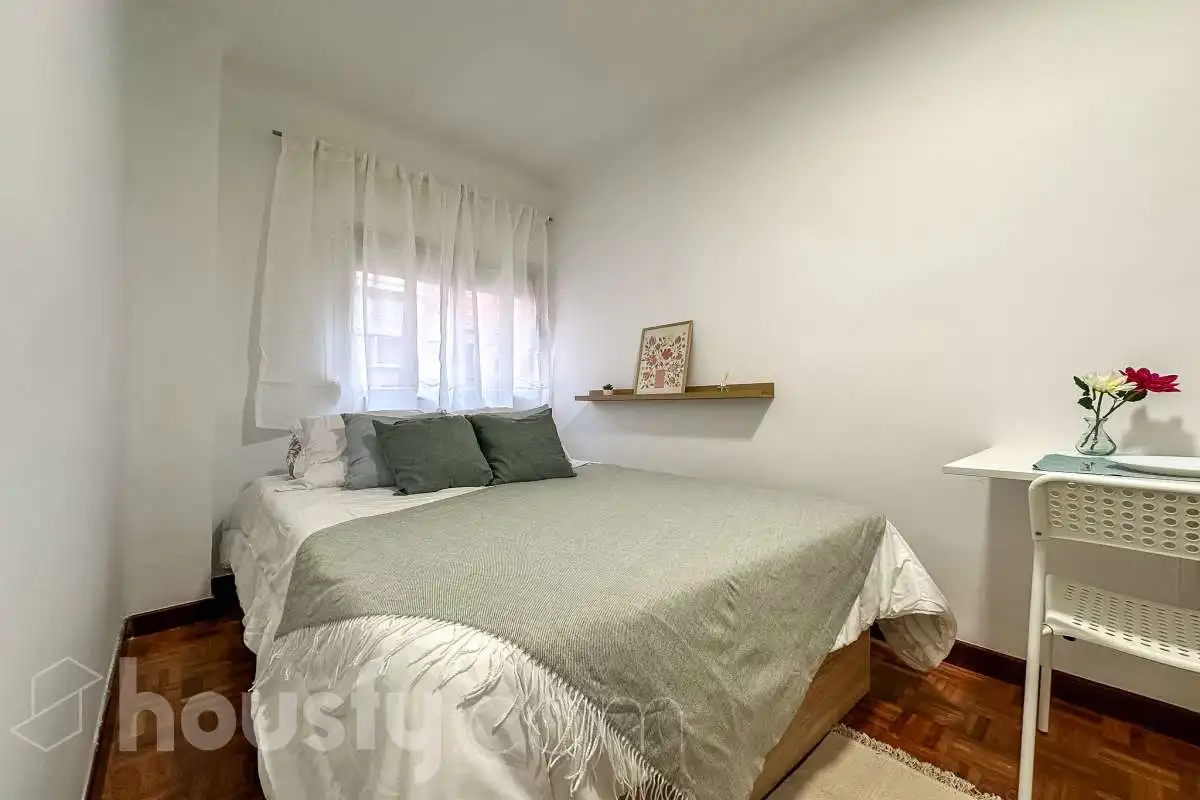 Dormitori de Pis en venda en Madrid amb Terrassa