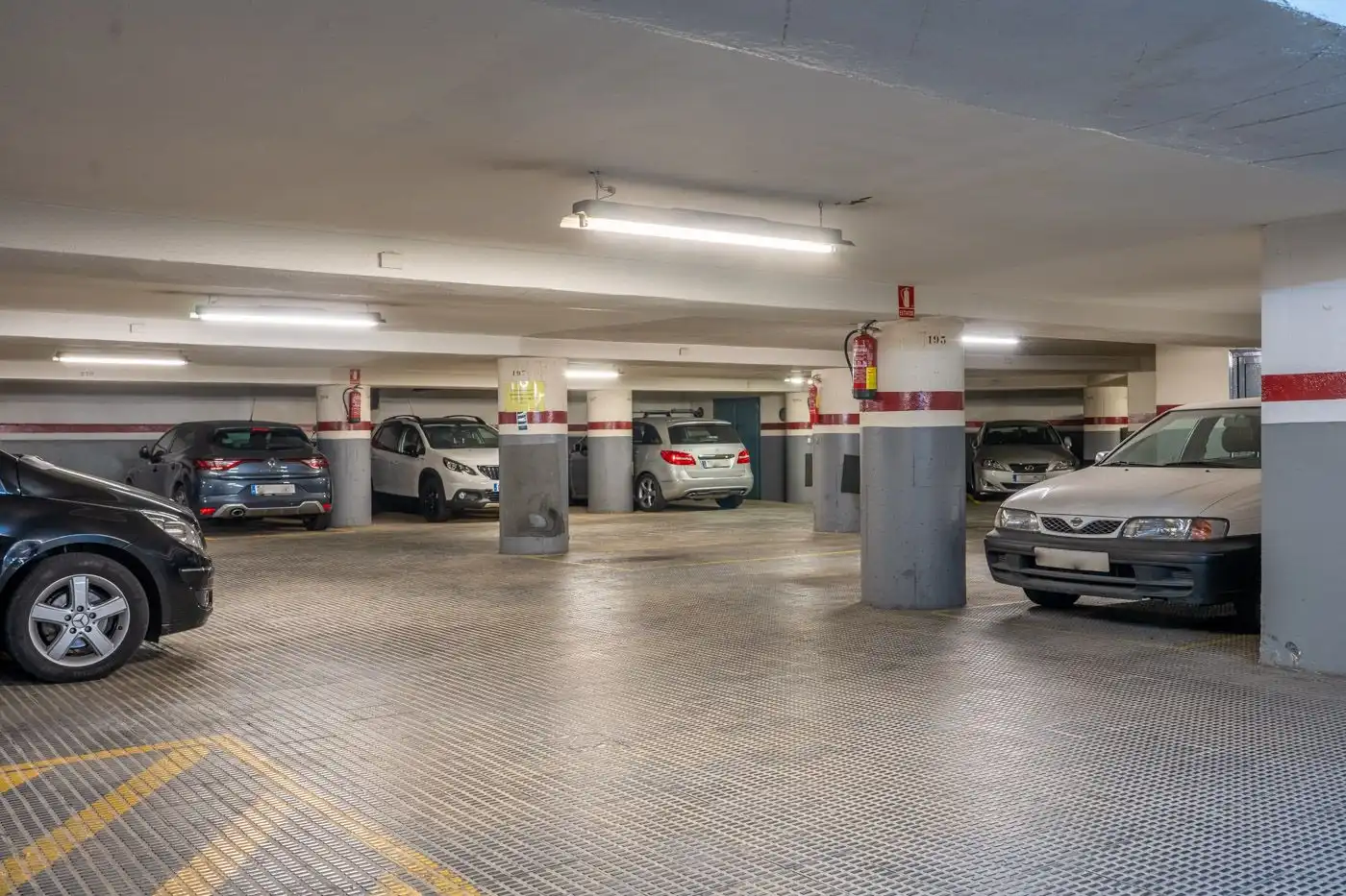 Parkplatz von Garage zur Miete in Barcelona