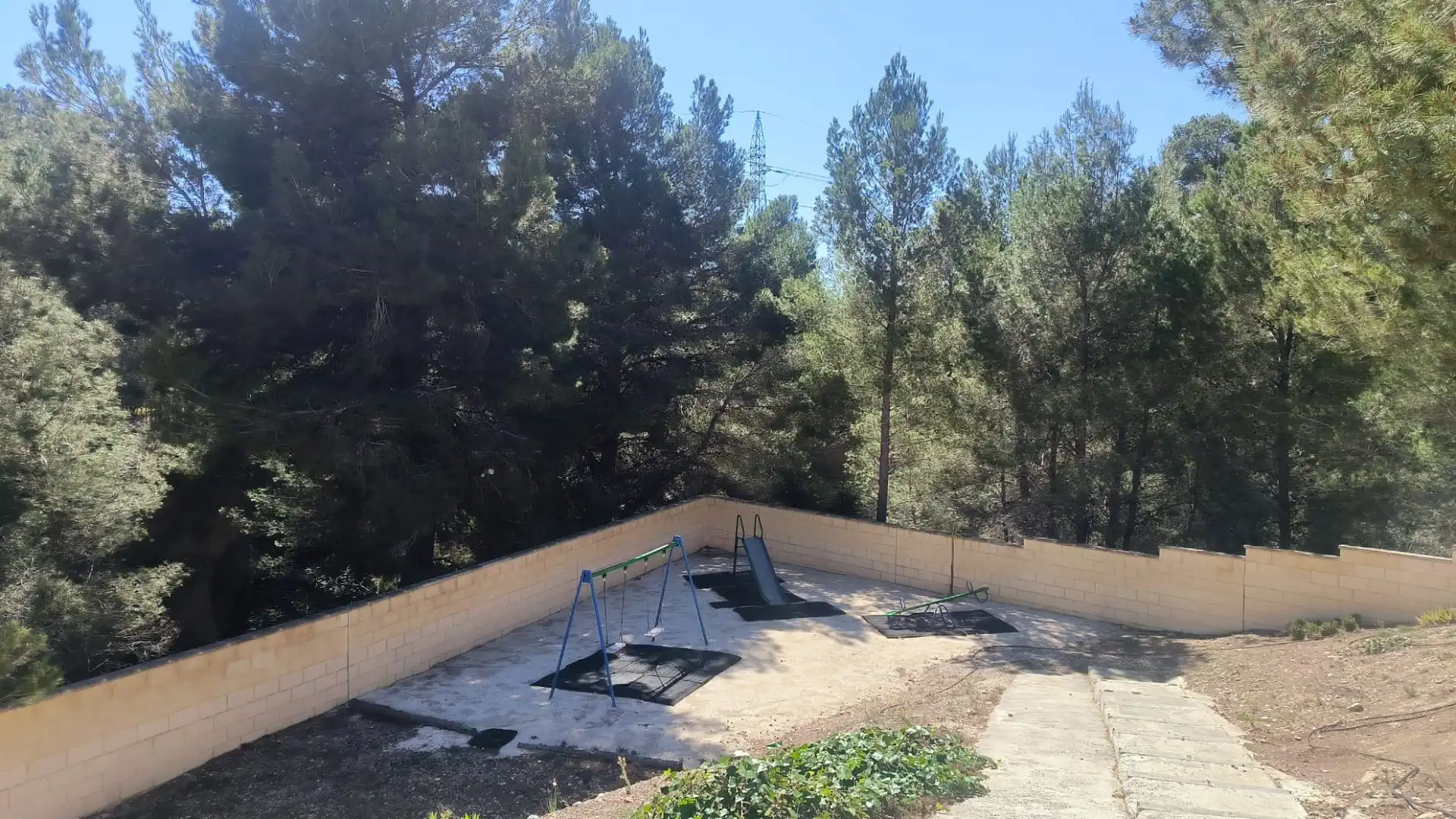 Jardí de Casa o xalet en venda en Polop amb Aire condicionat, Calefacció i Jardí privat