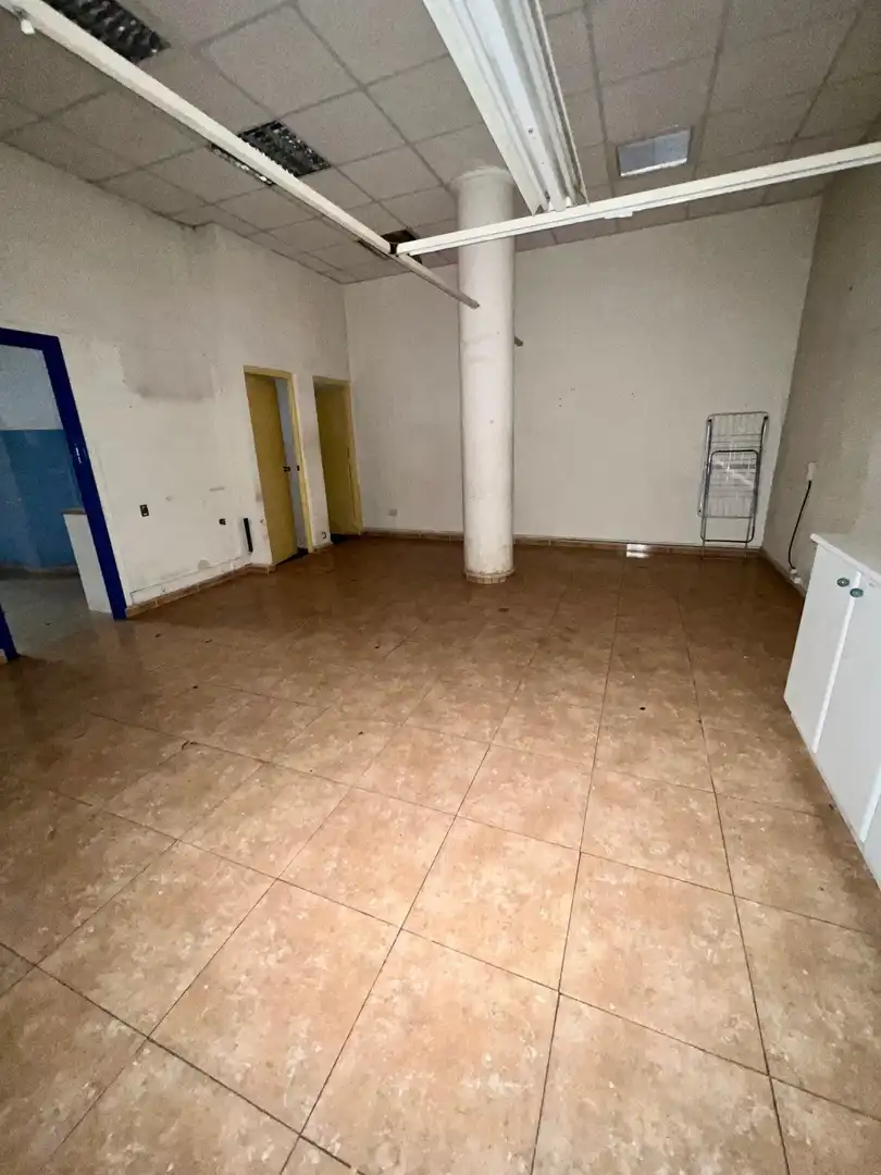 Local comercial de lloguer a Calle de Daroca, imagen 9