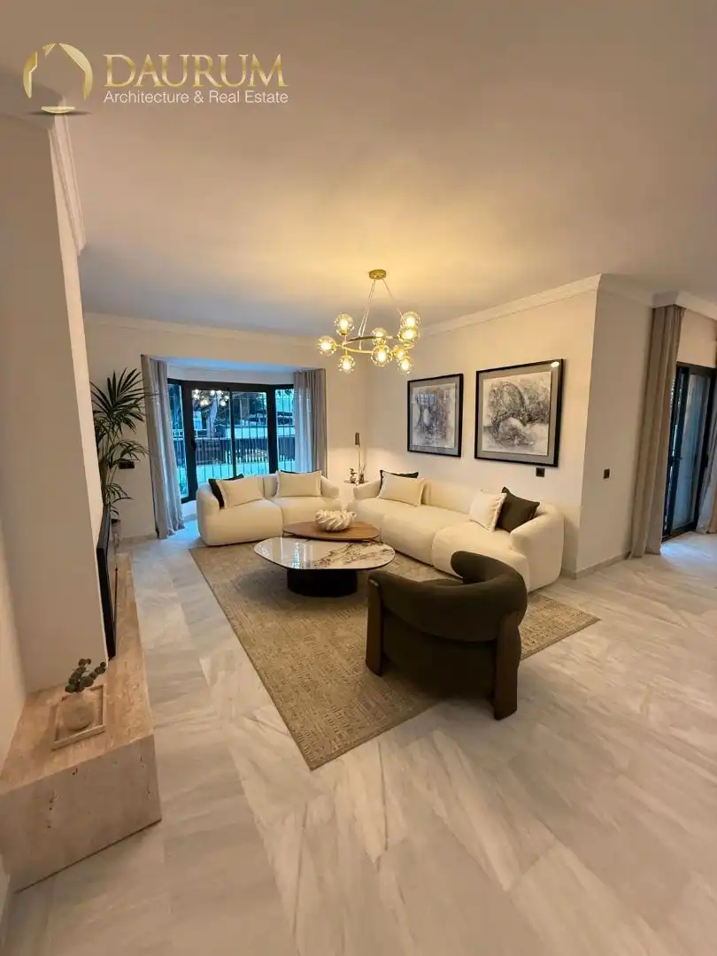 Chalet con terraza en venta en Calle Río Támesis, Rodeo Alto - Guadaiza - La Campana, imagen 4