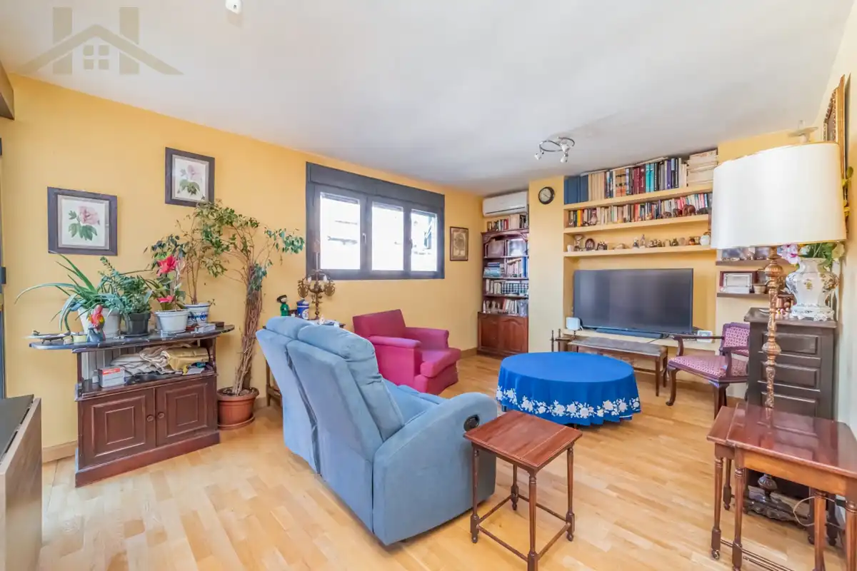 Sala de estar de Piso en venta en Valdemoro con Aire acondicionado, Calefacción y Jardín privado
