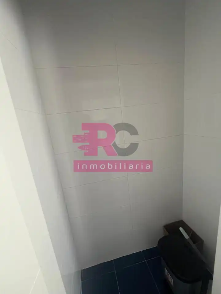 Baño de Ático en venta en Salamanca con Aire acondicionado y Calefacción