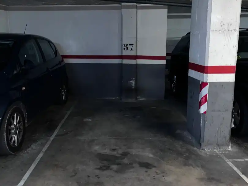 Parking de Garaje de alquiler en Barcelona con Alarma