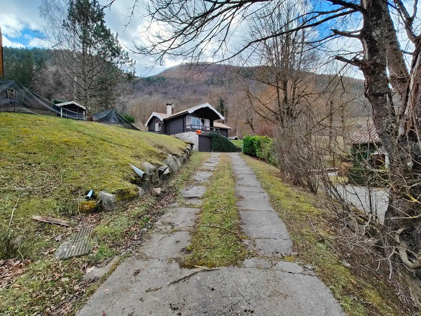 Vista exterior de Casa o xalet en venda en Camprodon amb Jardí privat, Parquet i Terrassa